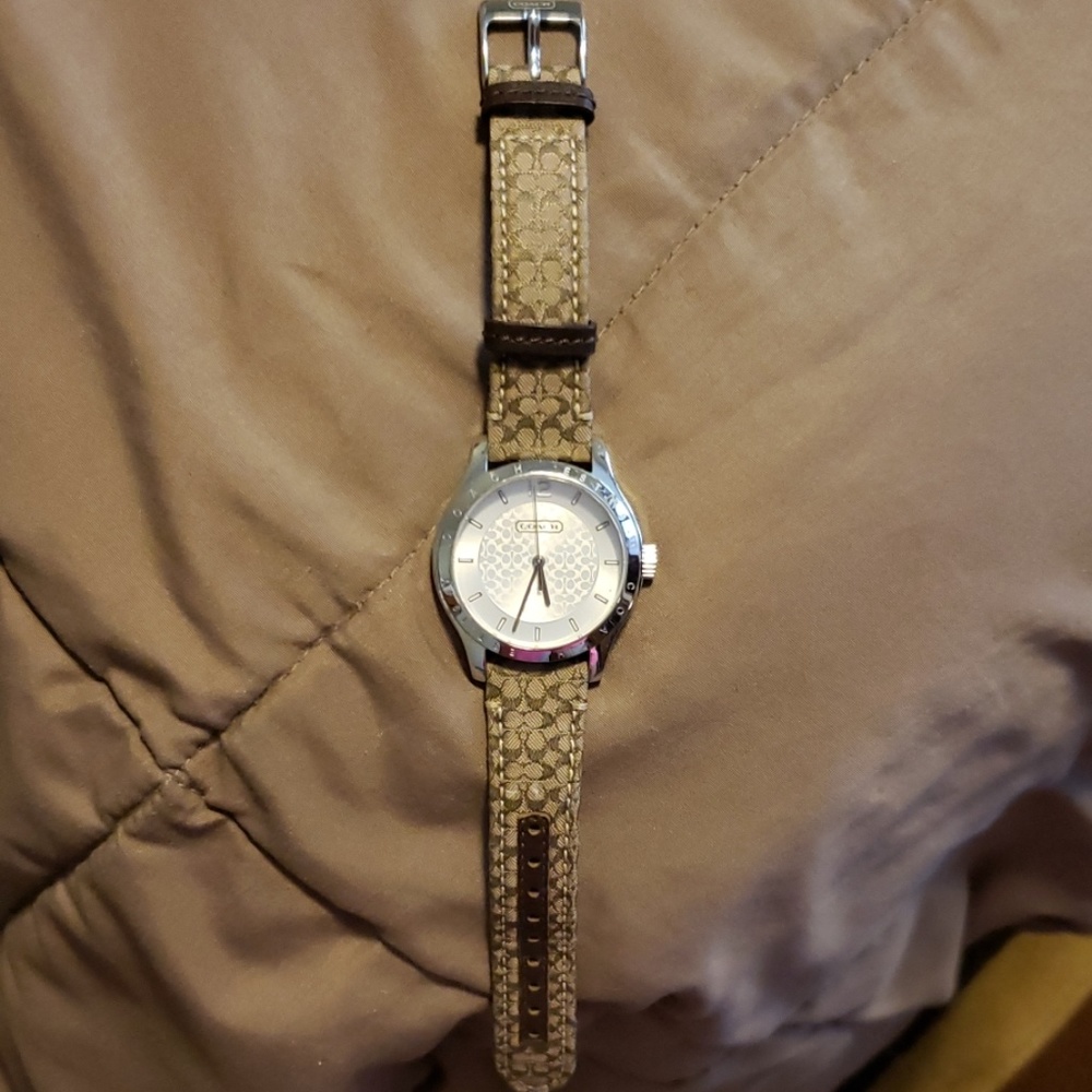 Authentic Coach watch Tan and Silver